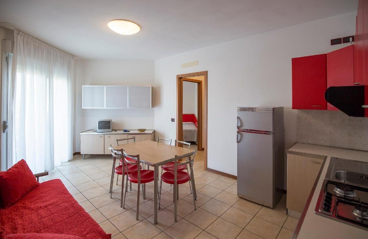 Apartamento Robinia/Pinetine Lido Altanea Caorle Exterior foto