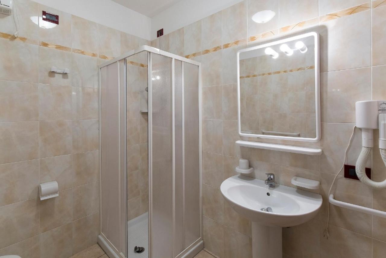 Apartamento Robinia/Pinetine Lido Altanea Caorle Exterior foto