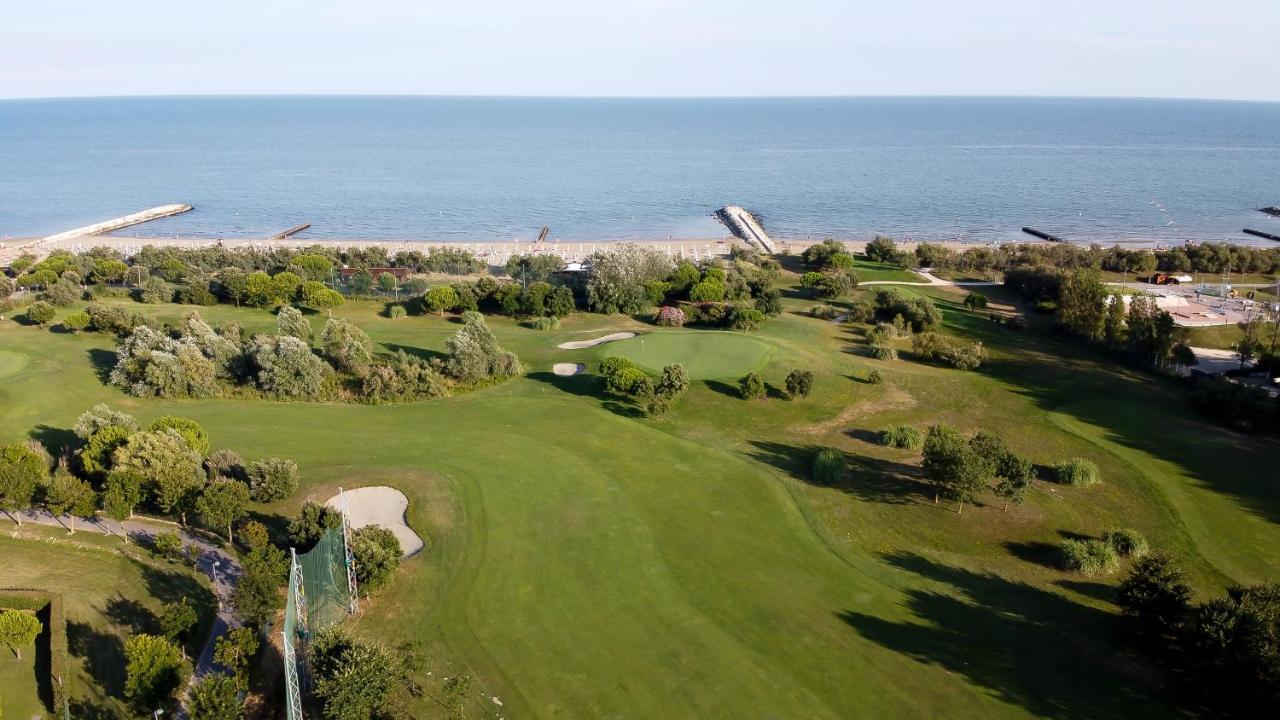 Apartamento Robinia/Pinetine Lido Altanea Caorle Exterior foto